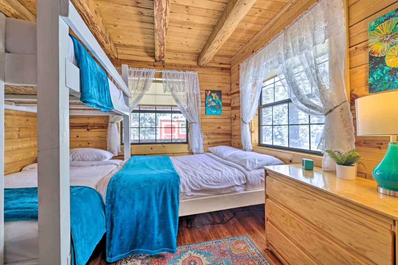 Rustic Duck Creek Village Cabin With Fire Pit! מראה חיצוני תמונה